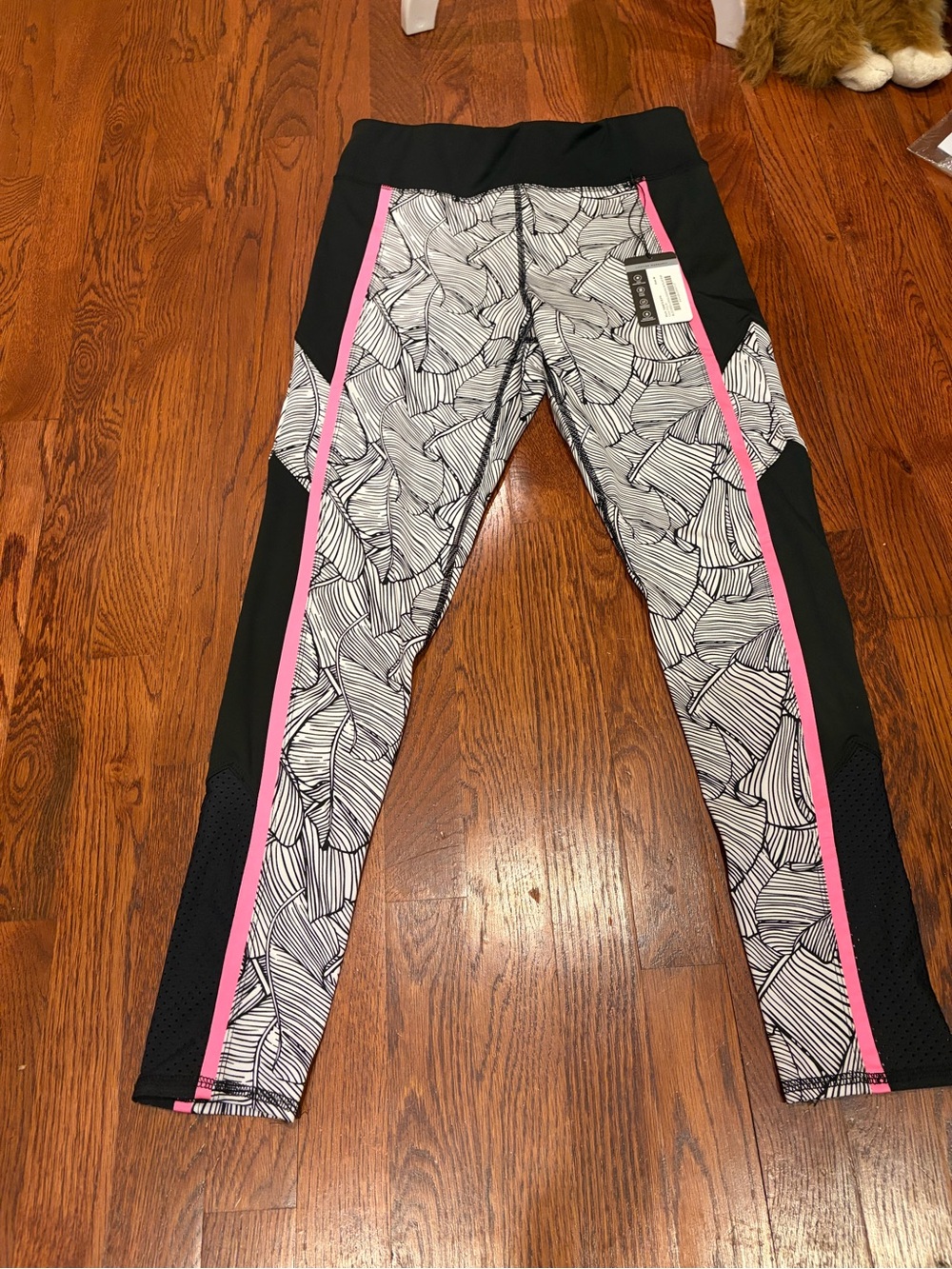 Tail Black & White Patterned Active Leggings with Pink Trim
